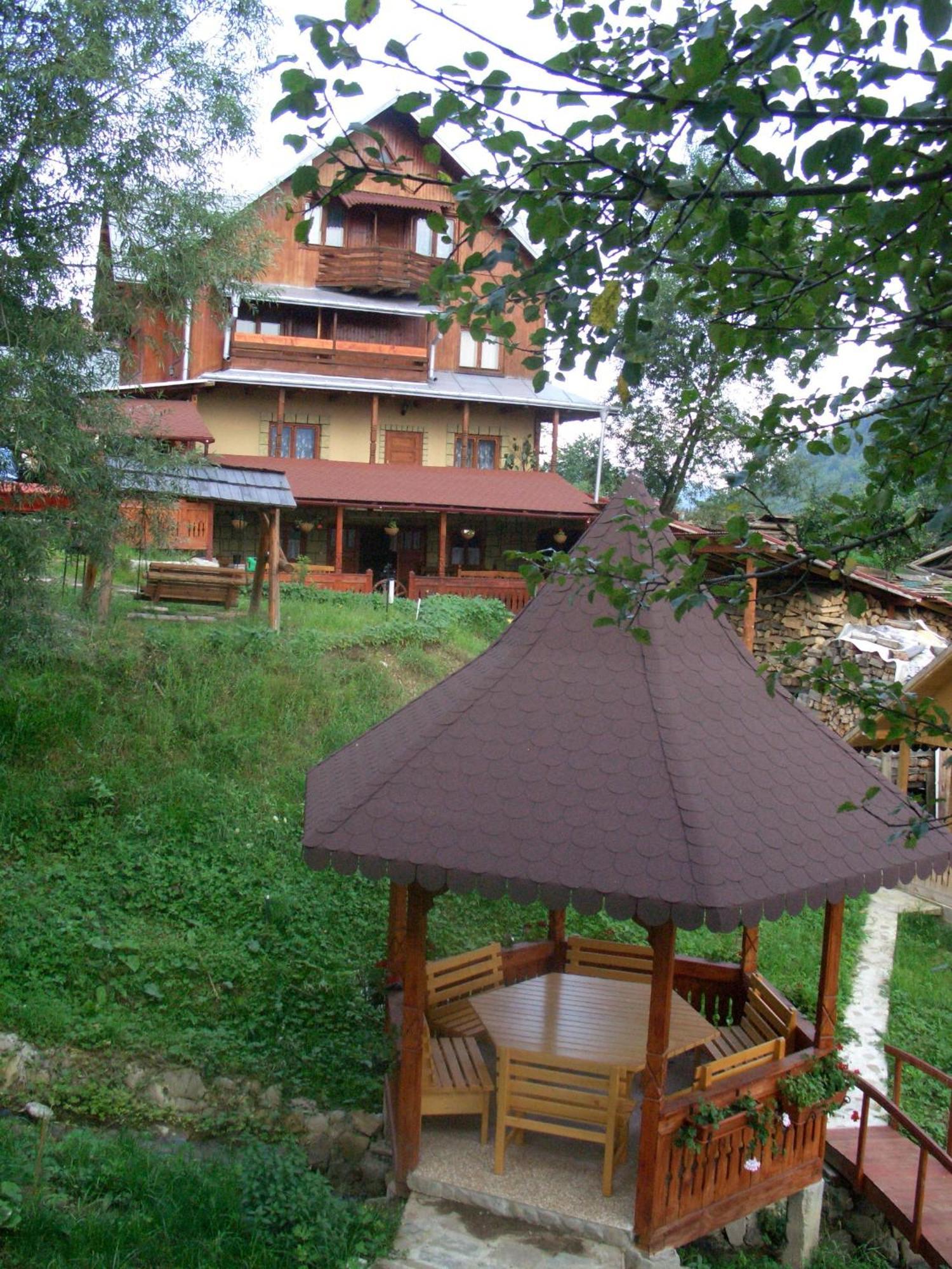 Pension Lucia Bucovina Hotel Vama  Buitenkant foto