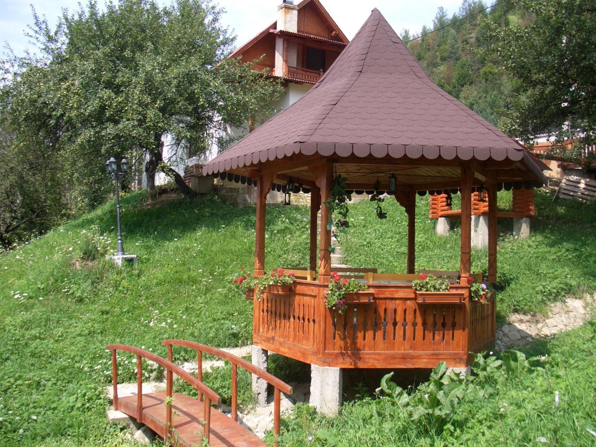 Pension Lucia Bucovina Hotel Vama  Buitenkant foto