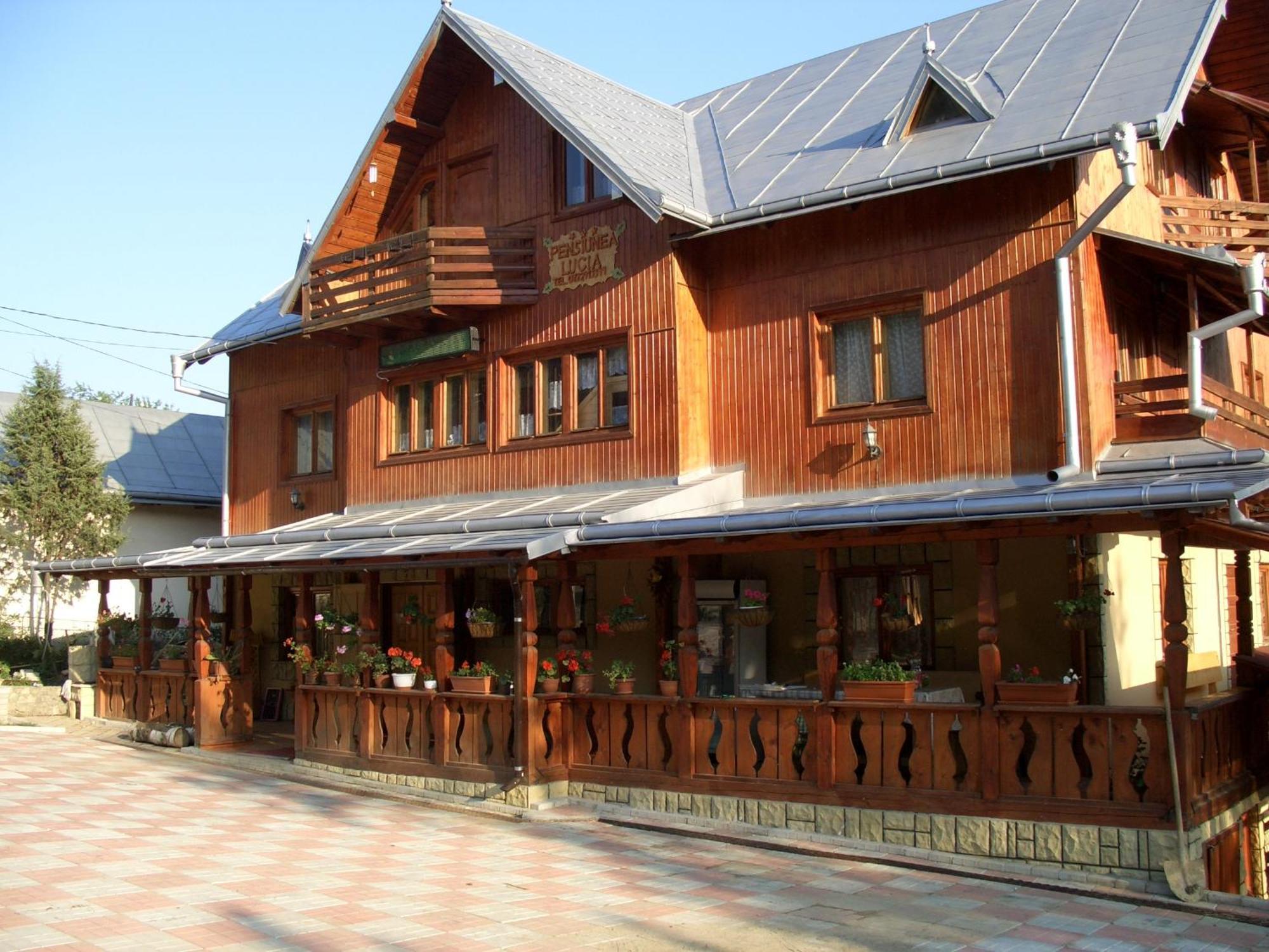 Pension Lucia Bucovina Hotel Vama  Buitenkant foto